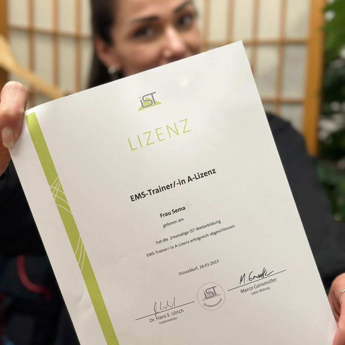 IMG_2286_geschwärzt_1200x1200